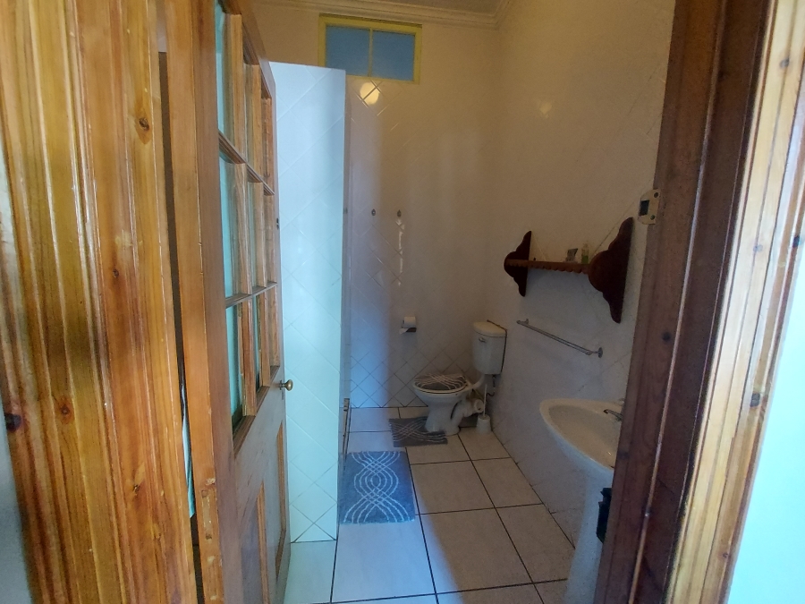 4 Bedroom Property for Sale in Uitenhage Central Eastern Cape